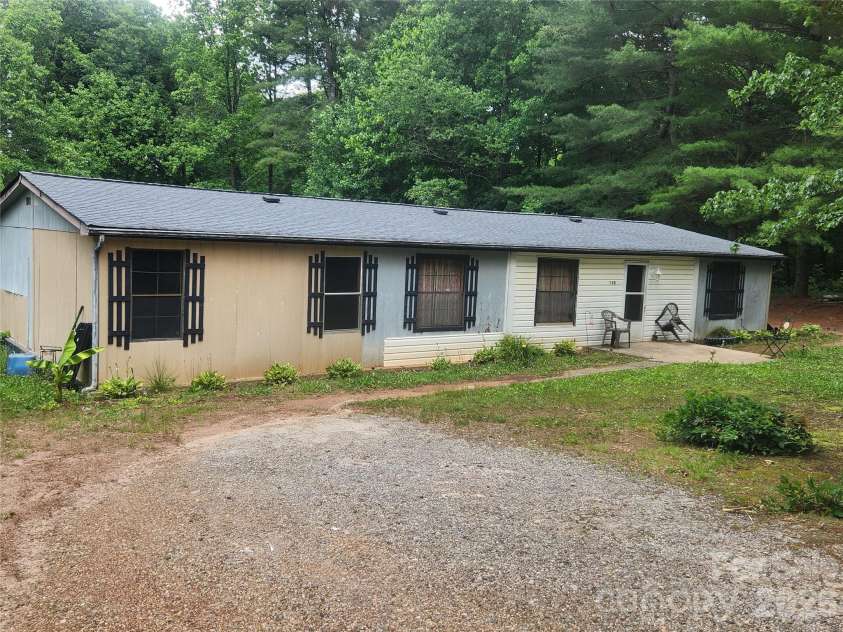 135 Watson Avenue, Taylorsville, NC 28681.  MLS# CAR4385502, YatesRealty ID 25516. 
