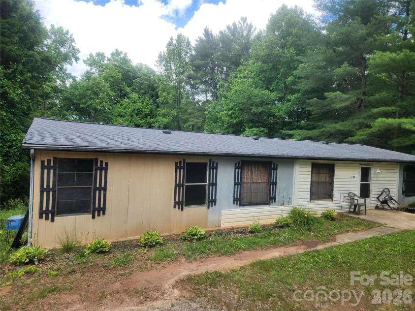 135 Watson Avenue, Taylorsville, NC 28681.  MLS# CAR4385502, YatesRealty ID 25516. 