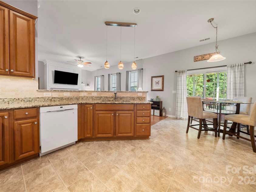 2009 Clover Hill Road, Fort Mill, SC 29707.  MLS# CAR4276899, YatesRealty ID 25516. 