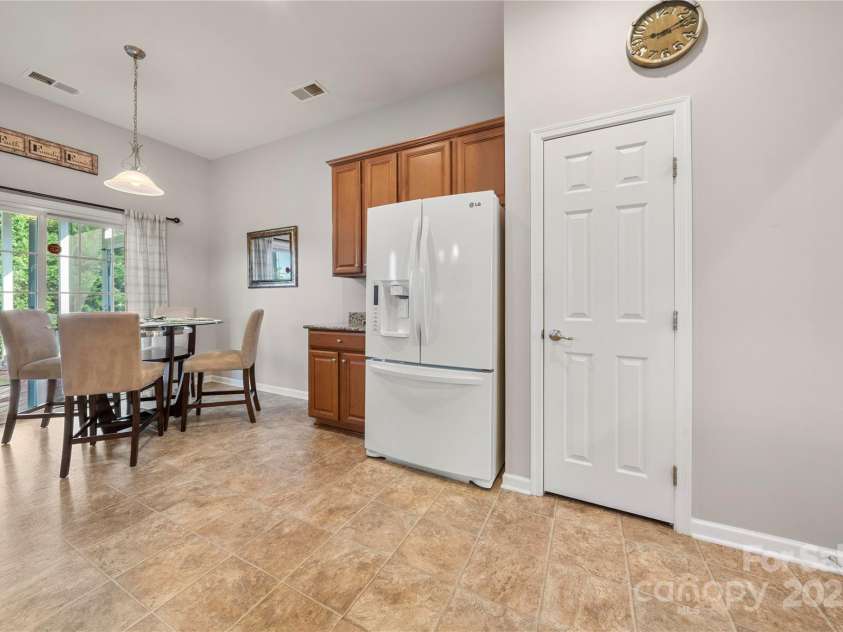 2009 Clover Hill Road, Fort Mill, SC 29707.  MLS# CAR4276899, YatesRealty ID 25516. 