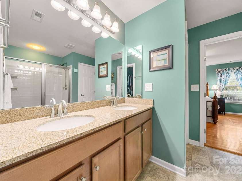 2009 Clover Hill Road, Fort Mill, SC 29707.  MLS# CAR4276899, YatesRealty ID 25516. 