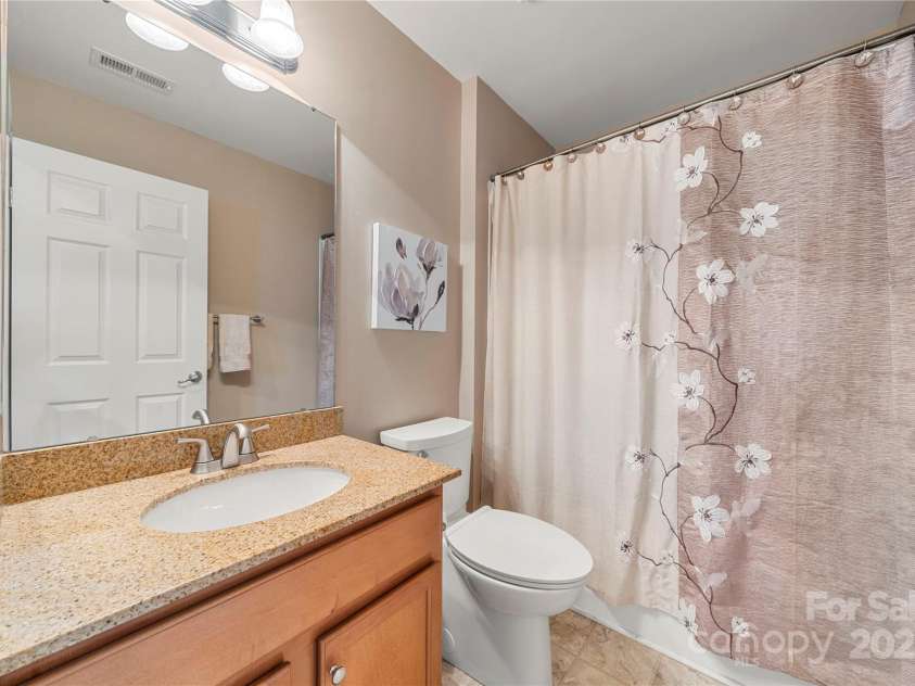 2009 Clover Hill Road, Fort Mill, SC 29707.  MLS# CAR4276899, YatesRealty ID 25516. 