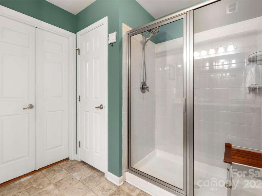 2009 Clover Hill Road, Fort Mill, SC 29707.  MLS# CAR4276899, YatesRealty ID 25516. 