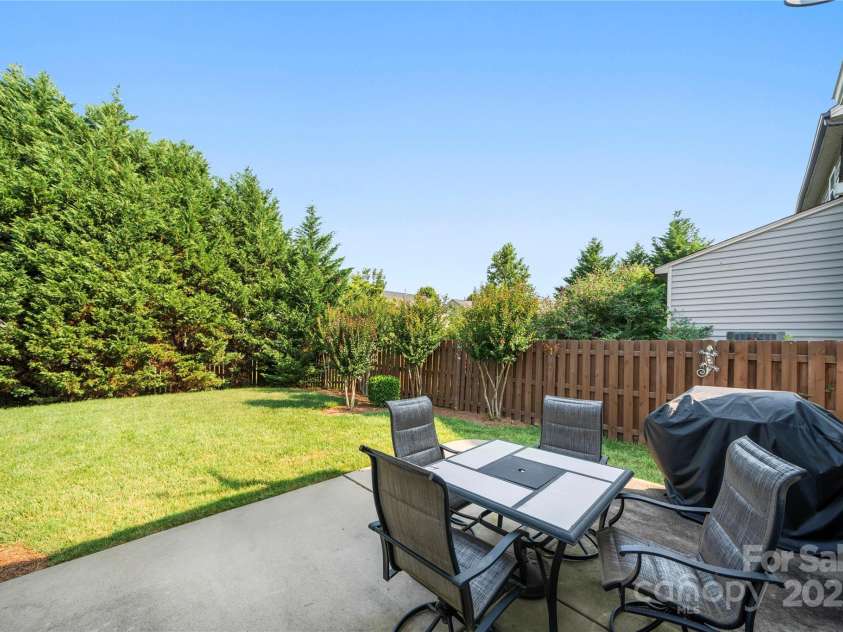 2009 Clover Hill Road, Fort Mill, SC 29707.  MLS# CAR4276899, YatesRealty ID 25516. 