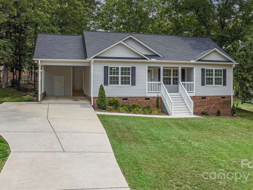 1447 Carmel Road, Lancaster, SC 29720.  MLS# CAR4279203, YatesRealty ID 25517. 