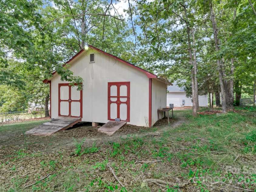 1447 Carmel Road, Lancaster, SC 29720.  MLS# CAR4279203, YatesRealty ID 25517. 