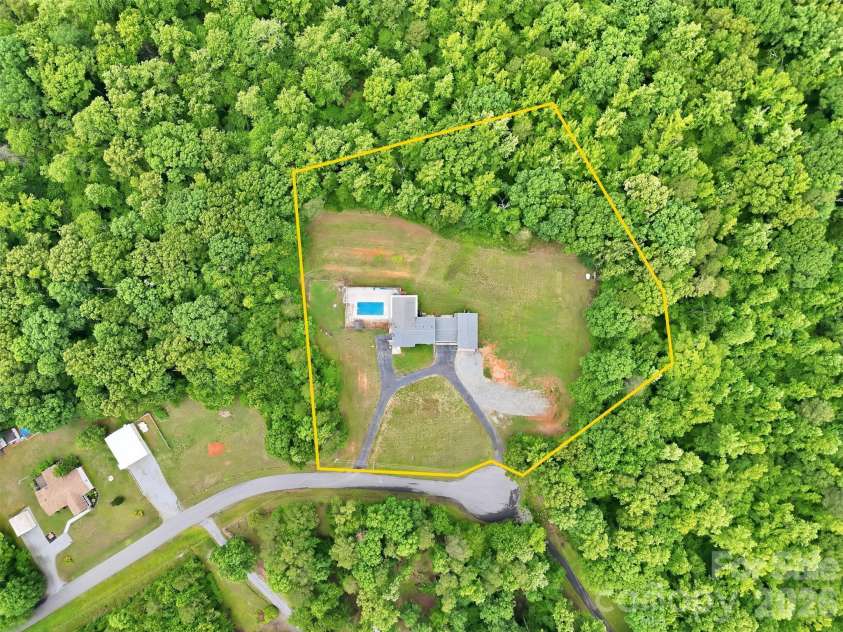 229 Oakridge Road, Stanley, NC 28164.  MLS# CAR4386671, YatesRealty ID 25518. Aerial view