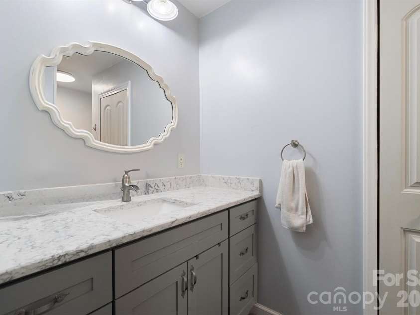 229 Oakridge Road, Stanley, NC 28164.  MLS# CAR4386671, YatesRealty ID 25518. Bathroom