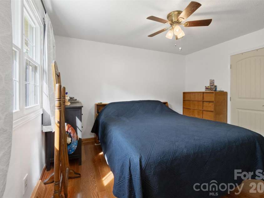 229 Oakridge Road, Stanley, NC 28164.  MLS# CAR4386671, YatesRealty ID 25518. Primary bedroom
