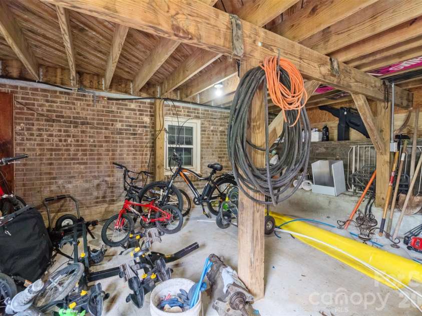 229 Oakridge Road, Stanley, NC 28164.  MLS# CAR4386671, YatesRealty ID 25518. Storage room