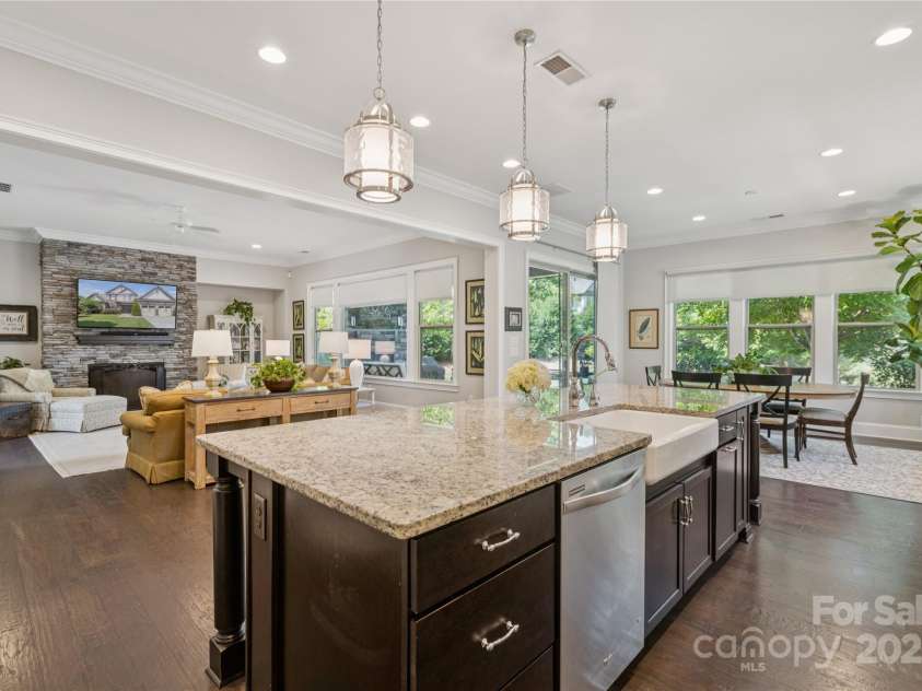 307 Newington Court, Fort Mill, SC 29715.  MLS# CAR4276358, YatesRealty ID 25518. 