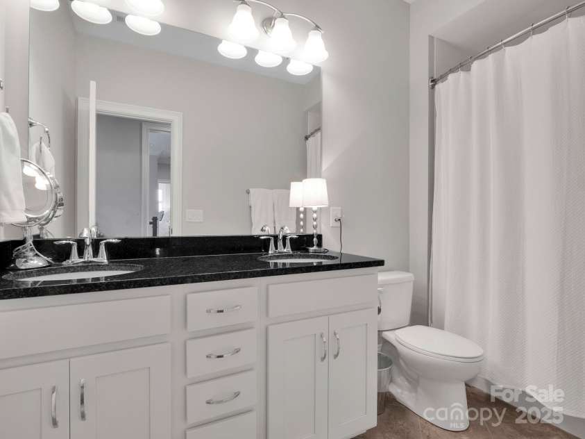 307 Newington Court, Fort Mill, SC 29715.  MLS# CAR4276358, YatesRealty ID 25518. 