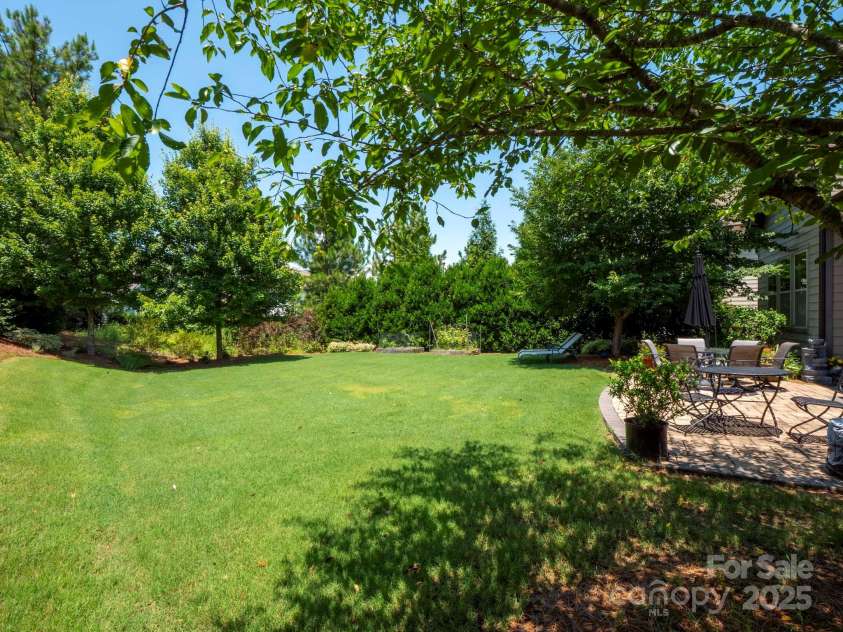 307 Newington Court, Fort Mill, SC 29715.  MLS# CAR4276358, YatesRealty ID 25518. 