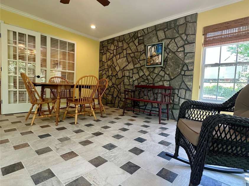 106 Old Willow Road, Mooresville, NC 28115.  MLS# CAR4370993, YatesRealty ID 25519. 