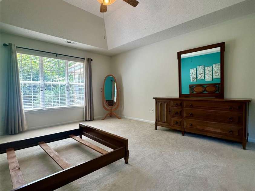 106 Old Willow Road, Mooresville, NC 28115.  MLS# CAR4370993, YatesRealty ID 25519. 