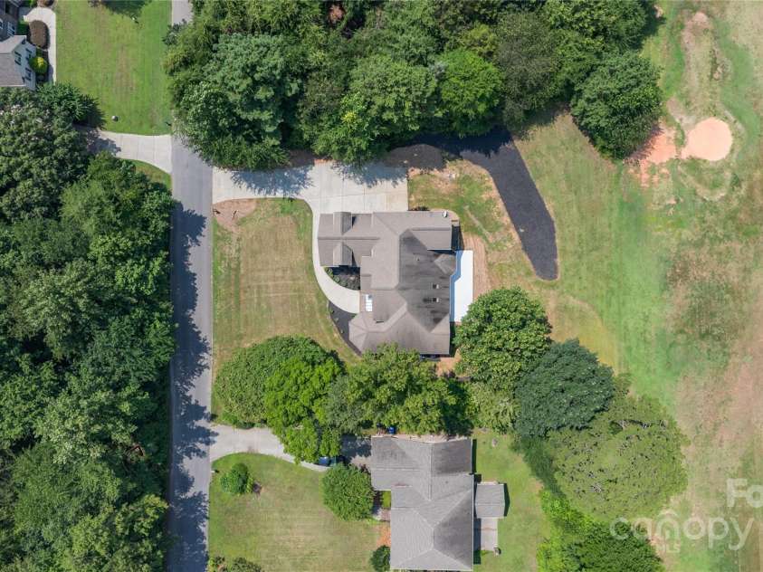 140 Pintail Run Lane, Mooresville, NC 28117.  MLS# CAR4280371, YatesRealty ID 25519. 