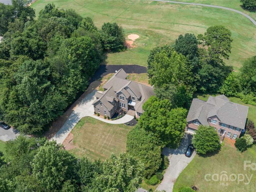 140 Pintail Run Lane, Mooresville, NC 28117.  MLS# CAR4280371, YatesRealty ID 25519. 