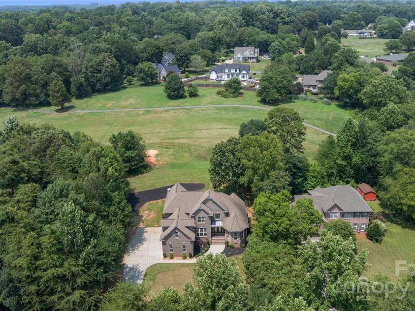 140 Pintail Run Lane, Mooresville, NC 28117.  MLS# CAR4280371, YatesRealty ID 25519. 