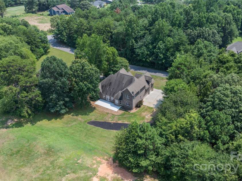 140 Pintail Run Lane, Mooresville, NC 28117.  MLS# CAR4280371, YatesRealty ID 25519. 