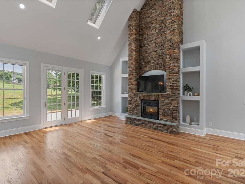 140 Pintail Run Lane, Mooresville, NC 28117.  MLS# CAR4280371, YatesRealty ID 25519. 