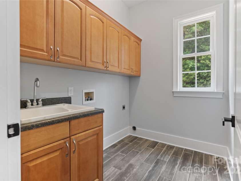 140 Pintail Run Lane, Mooresville, NC 28117.  MLS# CAR4280371, YatesRealty ID 25519. 