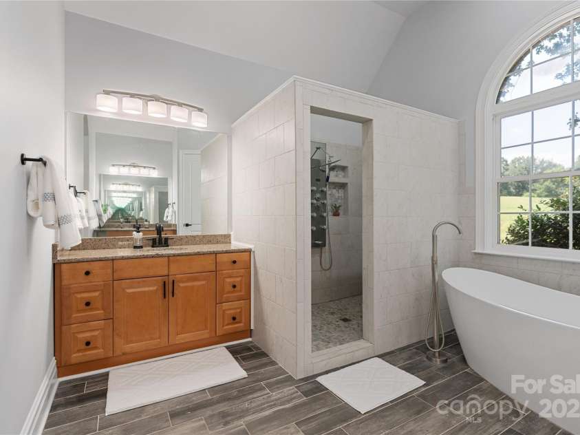 140 Pintail Run Lane, Mooresville, NC 28117.  MLS# CAR4280371, YatesRealty ID 25519. 