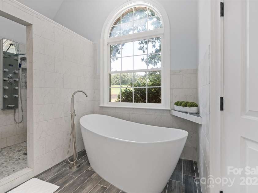 140 Pintail Run Lane, Mooresville, NC 28117.  MLS# CAR4280371, YatesRealty ID 25519. 