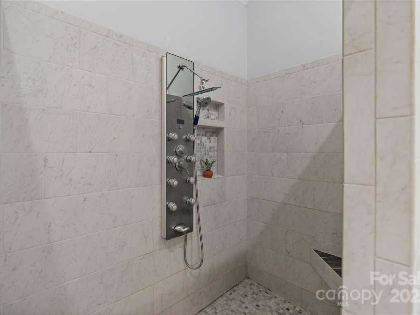 140 Pintail Run Lane, Mooresville, NC 28117.  MLS# CAR4280371, YatesRealty ID 25519. 