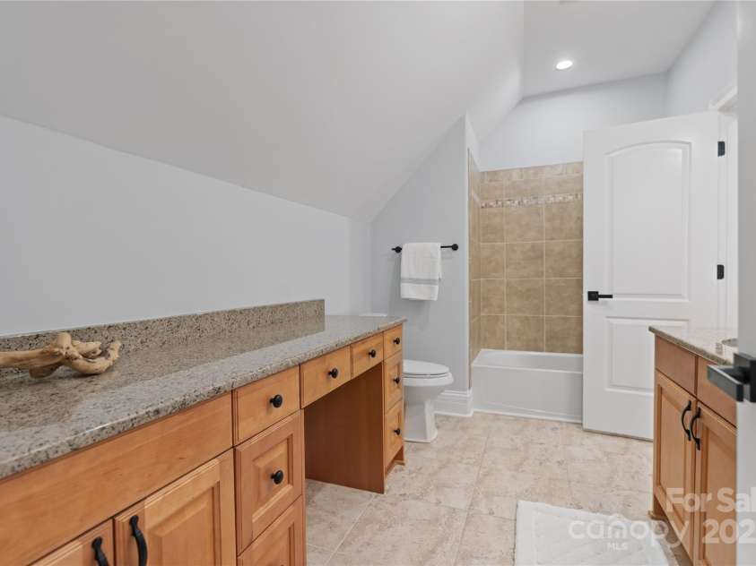 140 Pintail Run Lane, Mooresville, NC 28117.  MLS# CAR4280371, YatesRealty ID 25519. 