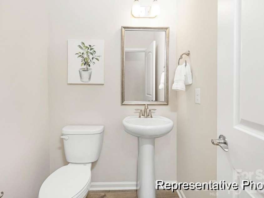 1840 Hunter Oaks Lane, Lincolnton, NC 28092.  MLS# CAR4338319, YatesRealty ID 2552. 