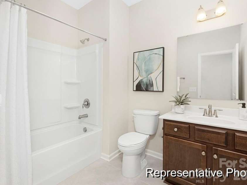 1840 Hunter Oaks Lane, Lincolnton, NC 28092.  MLS# CAR4338319, YatesRealty ID 2552. 