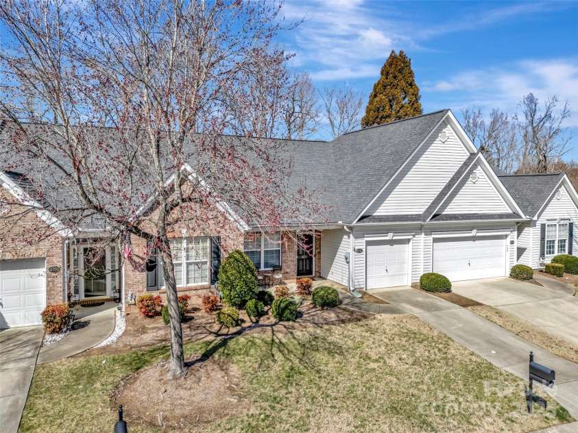 4642 Willow Glen Road, Harrisburg, NC 28075.  MLS# CAR4224090, YatesRealty ID 2552. 