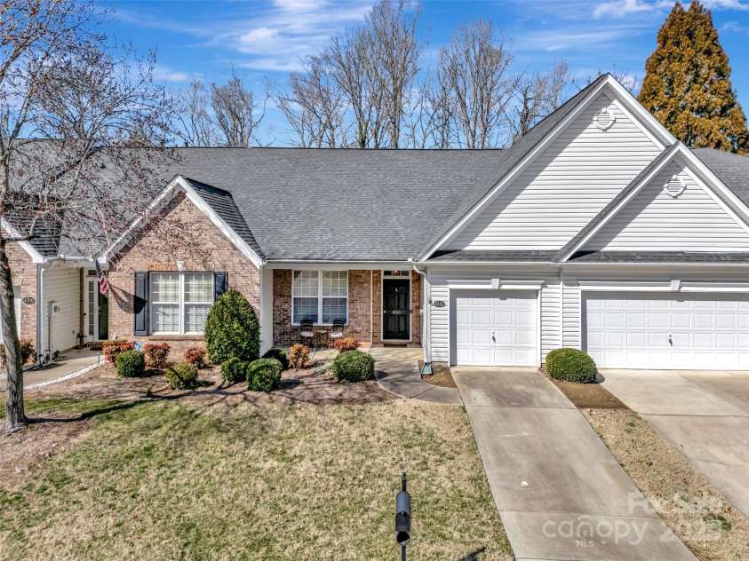 4642 Willow Glen Road, Harrisburg, NC 28075.  MLS# CAR4224090, YatesRealty ID 2552. 