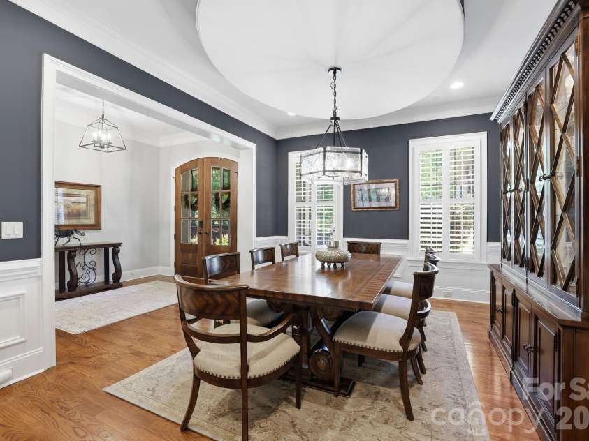 11710 Egrets Point Drive, Charlotte, NC 28278.  MLS# CAR4384721, YatesRealty ID 25521. 