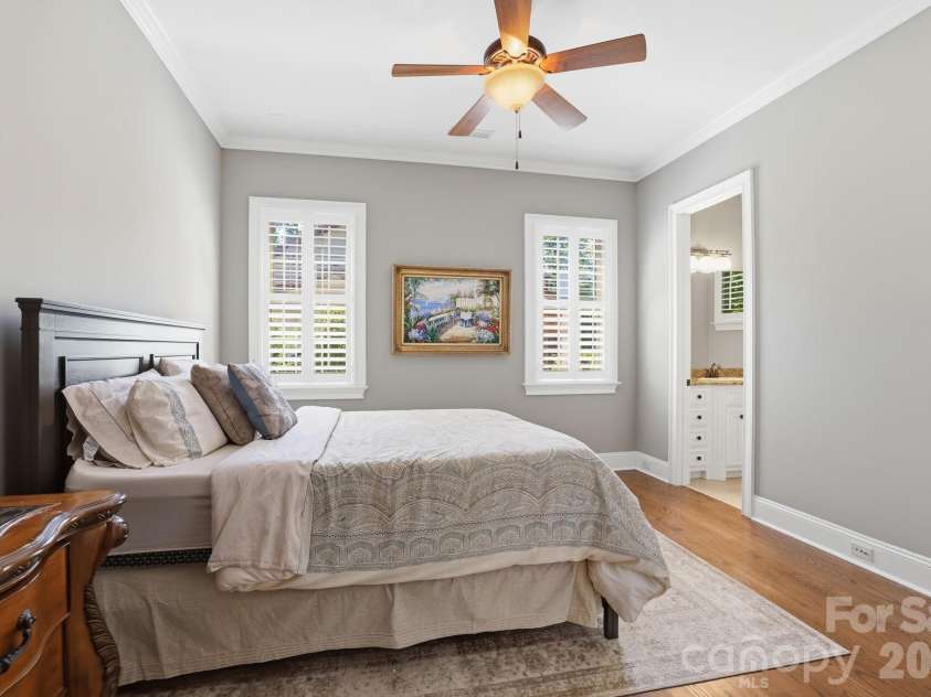 11710 Egrets Point Drive, Charlotte, NC 28278.  MLS# CAR4384721, YatesRealty ID 25521. 