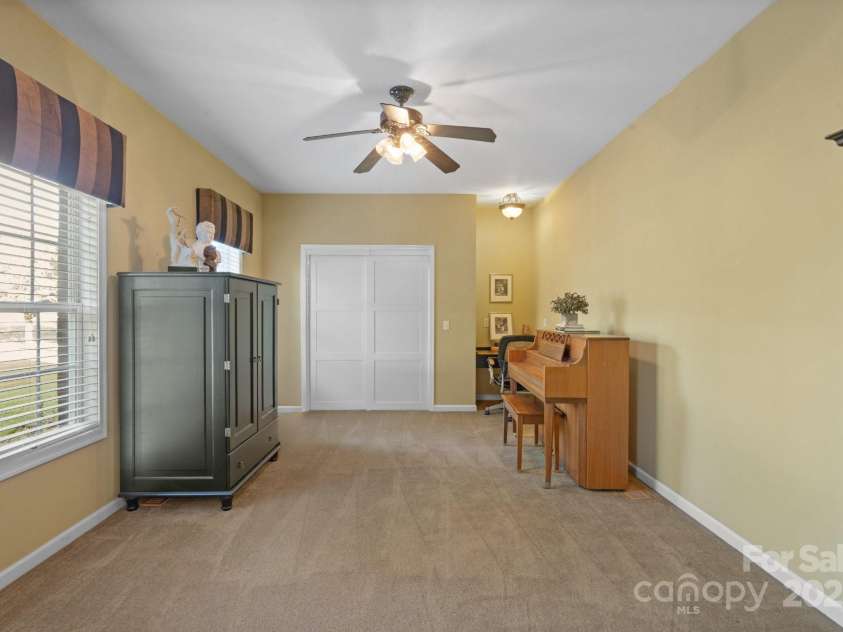 14124 Hiwassee Road, Huntersville, NC 28078.  MLS# CAR4240822, YatesRealty ID 25521. 