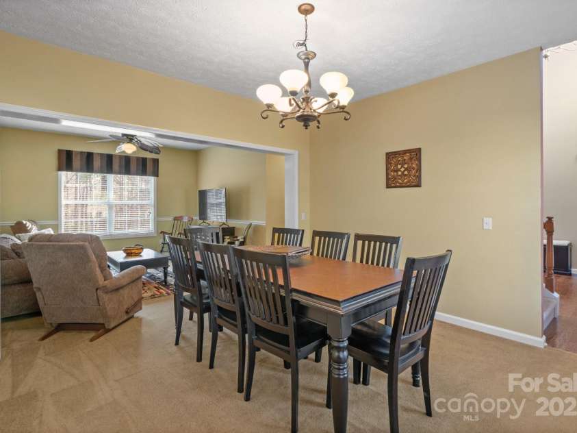 14124 Hiwassee Road, Huntersville, NC 28078.  MLS# CAR4240822, YatesRealty ID 25521. 