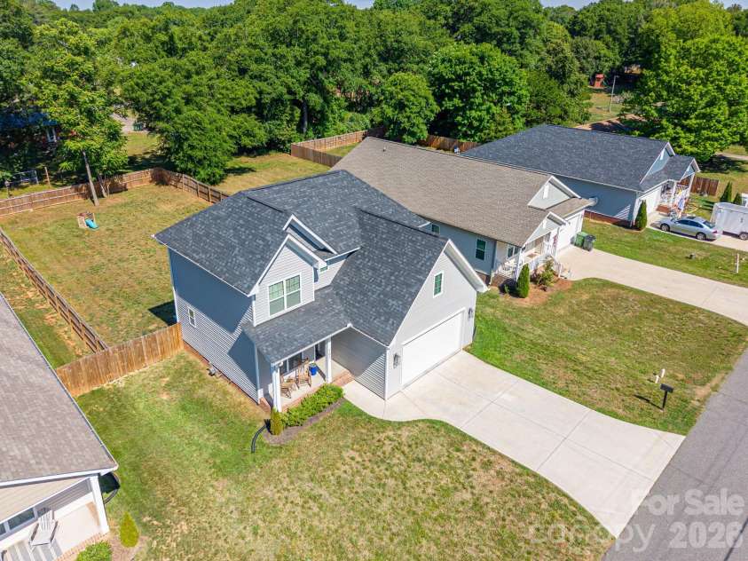 107 Hillcrest Street, Shelby, NC 28152.  MLS# CAR4378081, YatesRealty ID 25522. 