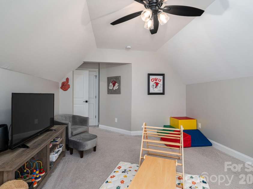 107 Hillcrest Street, Shelby, NC 28152.  MLS# CAR4378081, YatesRealty ID 25522. Bedroom 4