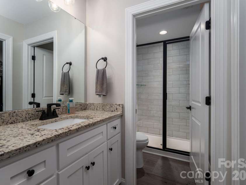 107 Hillcrest Street, Shelby, NC 28152.  MLS# CAR4378081, YatesRealty ID 25522. Primary bath