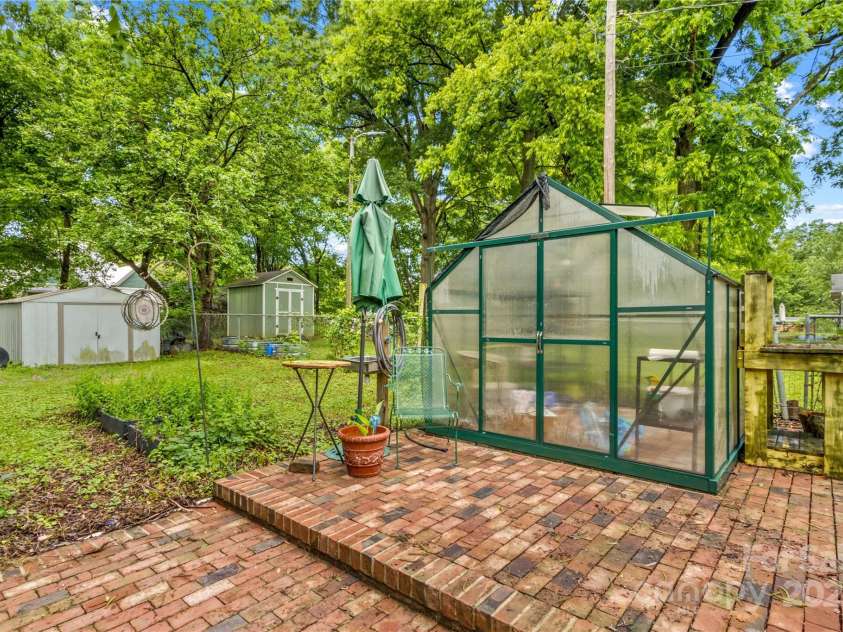 119 Wiley Avenue, Salisbury, NC 28144.  MLS# CAR4250756, YatesRealty ID 25522. Greenhouse