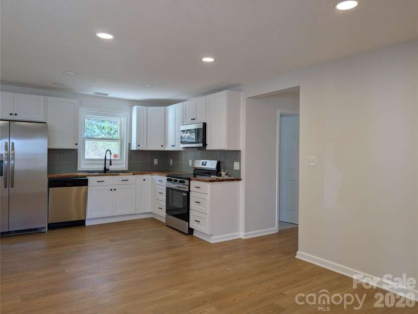 945 Summers Road, Valdese, NC 28690.  MLS# CAR4362217, YatesRealty ID 25523. 