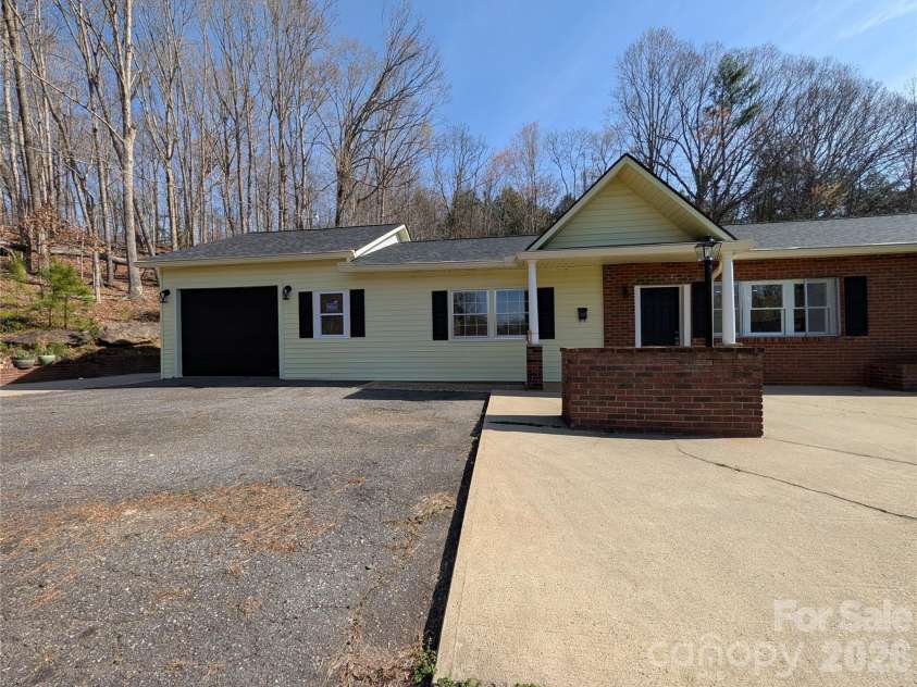 945 Summers Road, Valdese, NC 28690.  MLS# CAR4362217, YatesRealty ID 25523. 
