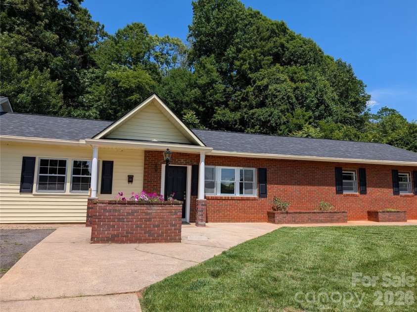 945 Summers Road, Valdese, NC 28690.  MLS# CAR4362217, YatesRealty ID 25523. 