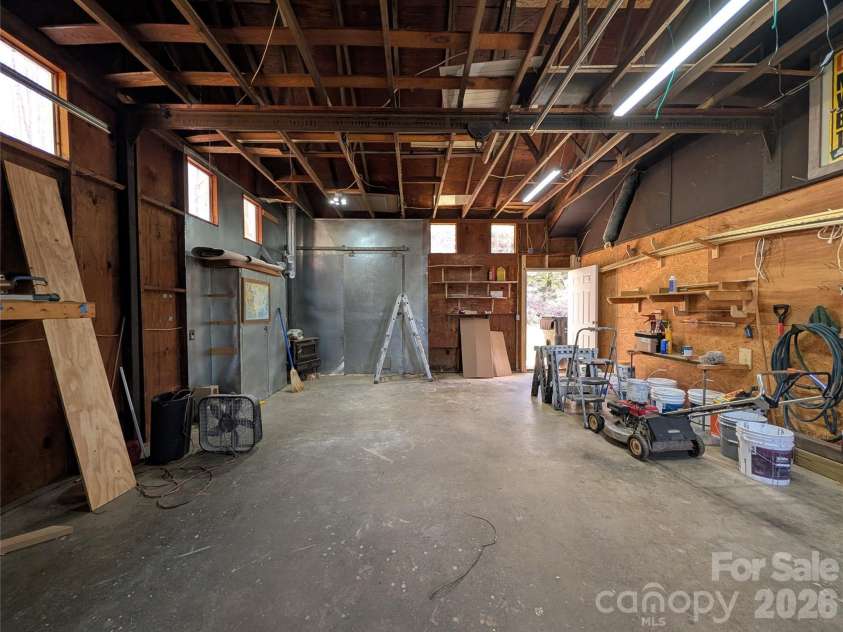 945 Summers Road, Valdese, NC 28690.  MLS# CAR4362217, YatesRealty ID 25523. Garage