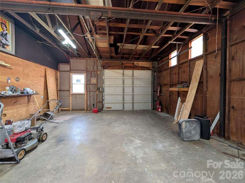 945 Summers Road, Valdese, NC 28690.  MLS# CAR4362217, YatesRealty ID 25523. Garage