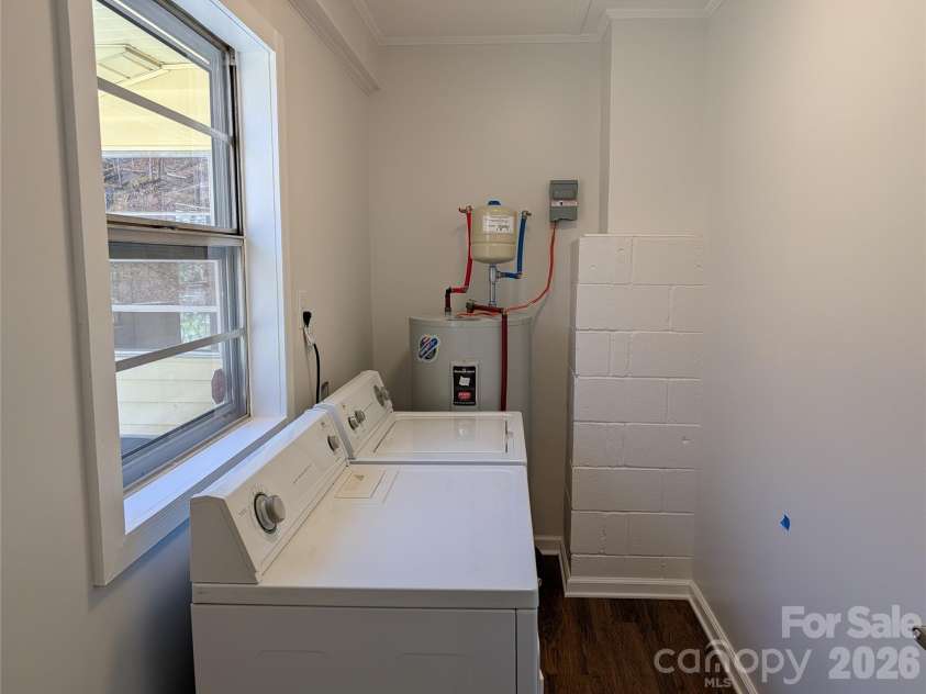 945 Summers Road, Valdese, NC 28690.  MLS# CAR4362217, YatesRealty ID 25523. Laundry