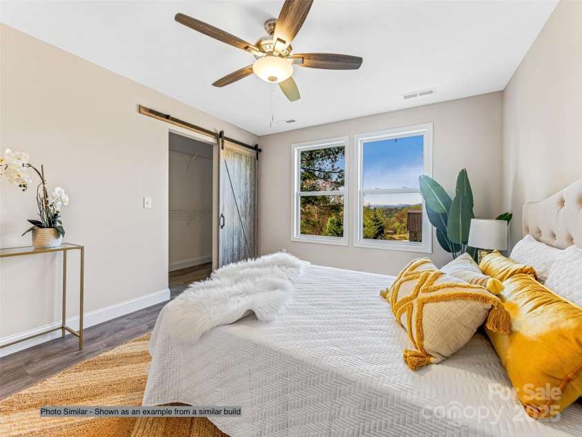 131 Acorn Lane, Waynesville, NC 28785.  MLS# CAR4269994, YatesRealty ID 25524. 