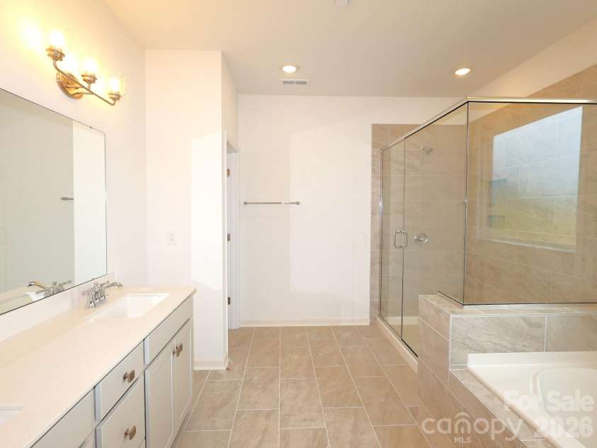 634 Downshire Road, Concord, NC 28027.  MLS# CAR4363232, YatesRealty ID 25524. Owner's suite