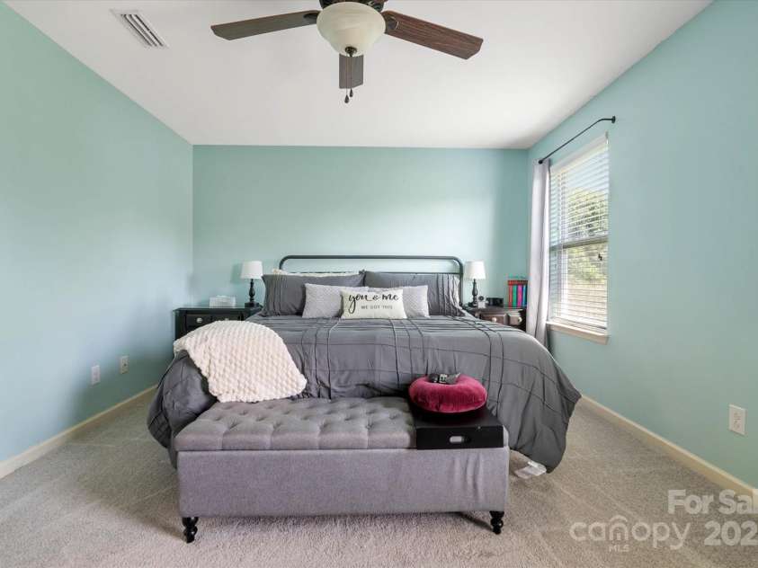 1628 Fitchburg Court, Charlotte, NC 28214.  MLS# CAR4276225, YatesRealty ID 25525. 
